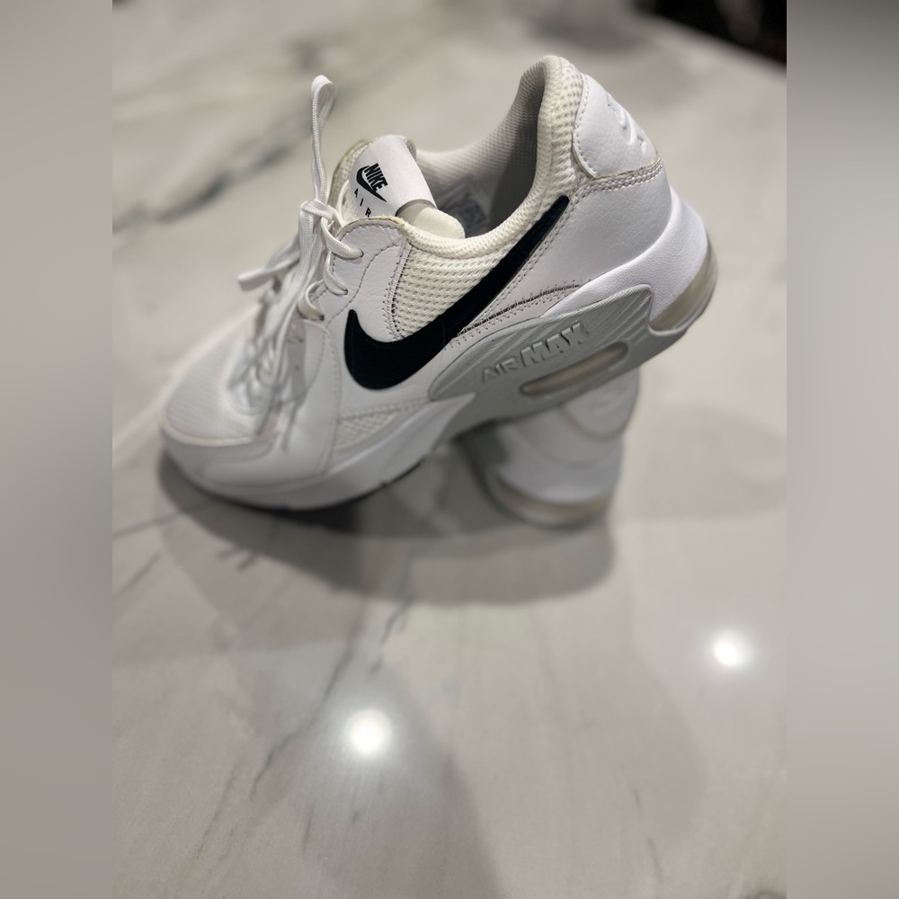 Nike Air Max Excee, woman’s size 8.5, white.